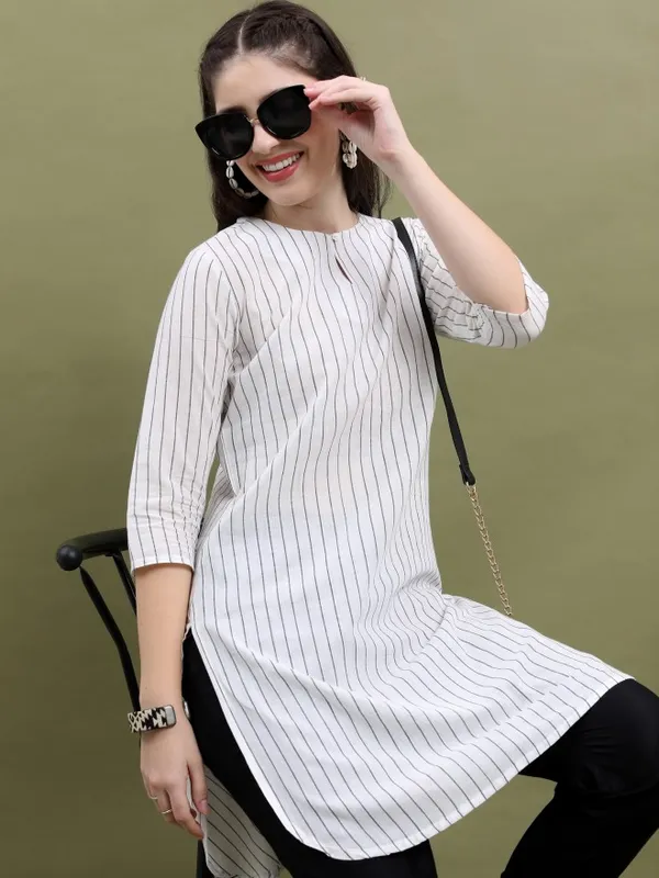  Vishudh Women Off White Striped Tunics