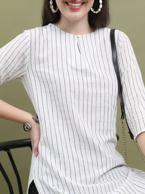  Vishudh Women Off White Striped Tunics