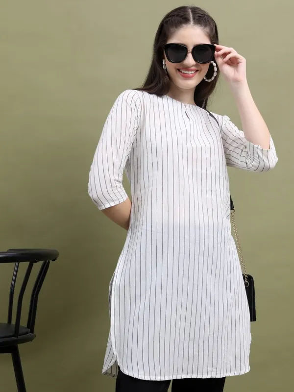  Vishudh Women Off White Striped Tunics