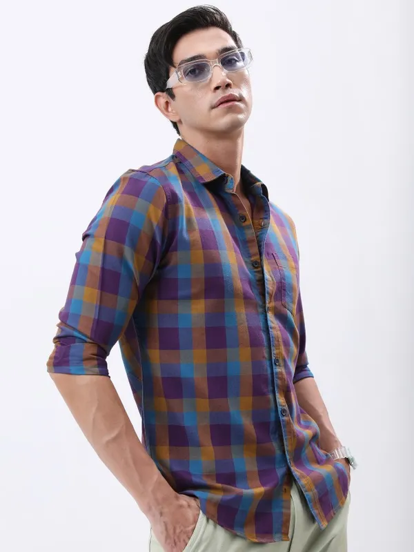  Highlander Men Multi Checked Slim Fit Casual Shirts