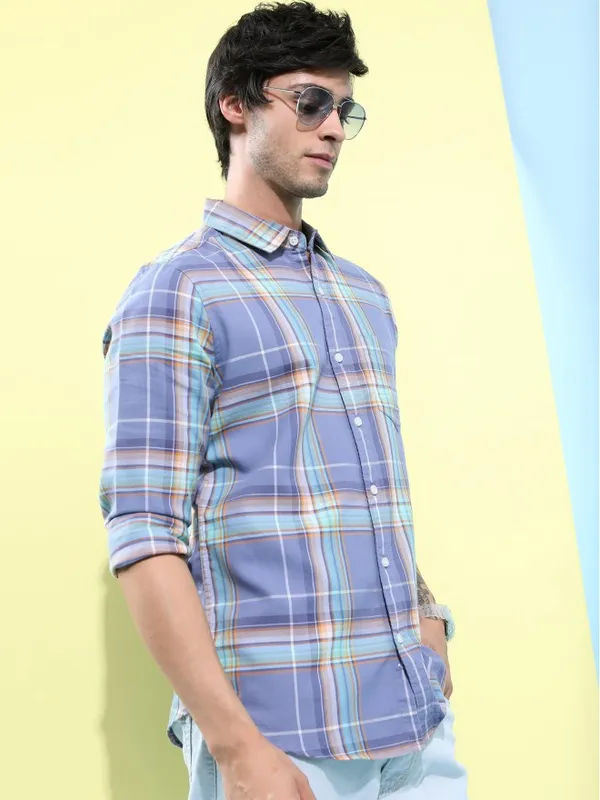  Highlander Men Lavender Checked Slim Fit Casual Shirts