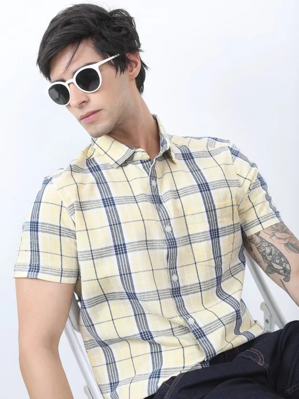  Highlander Men Yellow Checked Slim Fit Casual Shirts