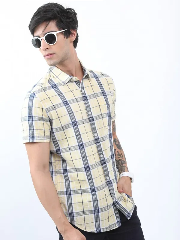  Highlander Men Yellow Checked Slim Fit Casual Shirts