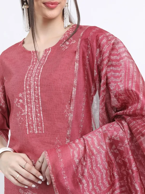  Ketch Women Red Printed Kurta Sets