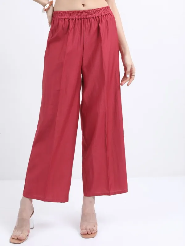  Ketch Women Red Printed Kurta Sets