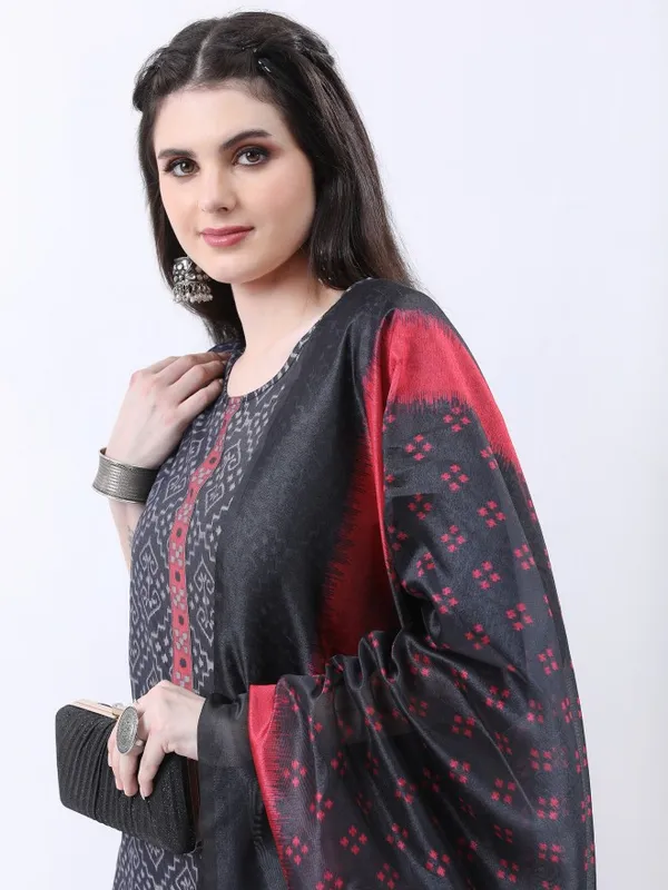  Ketch Women Black Printed Kurta Sets