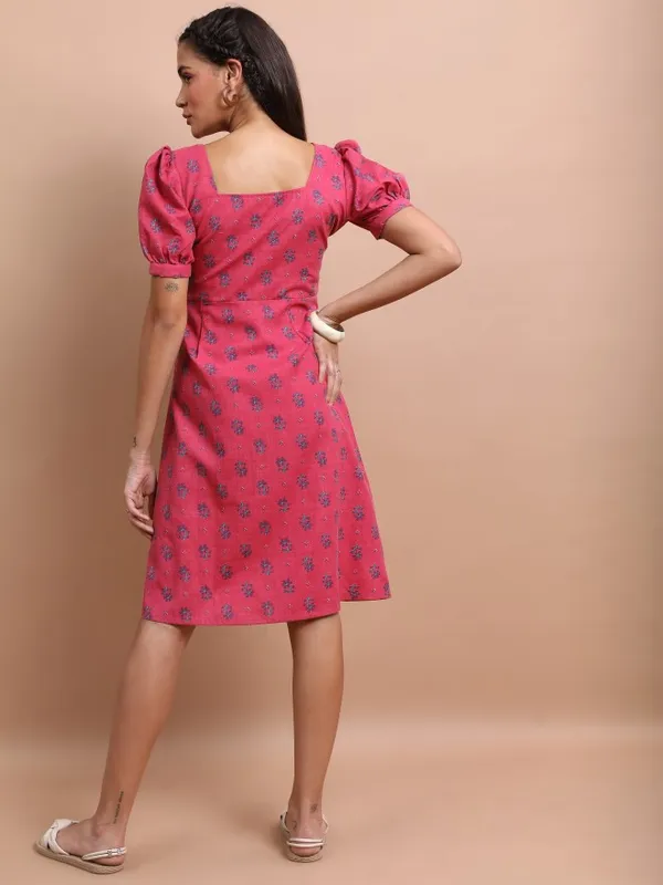 Vishudh Women Pink Printed A-Line Dress