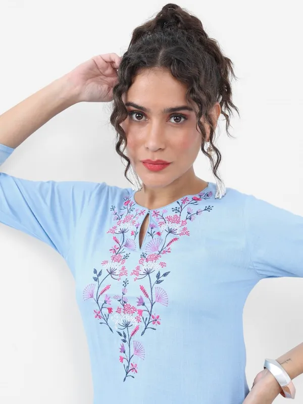  Vishudh Women Blue Embroidered Kurta Sets