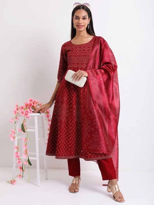 Vishudh Women Maroon Printed Kurta with Trouser And Dupatta