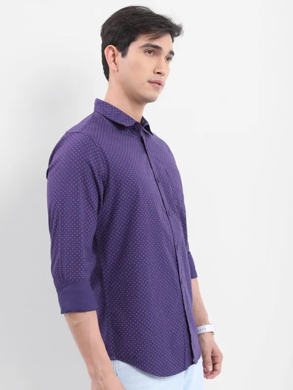 Men Slim Fit Casual Shirt