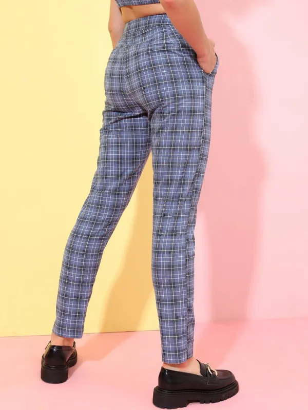  Tokyo Talkies Women Grey Checked Tapered Fit Casual Trousers