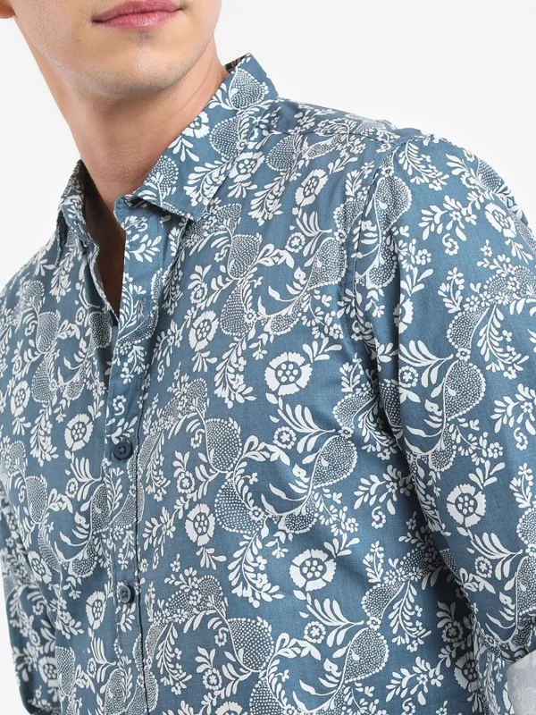  Highlander Men Teal Printed Slim Fit Casual Shirts