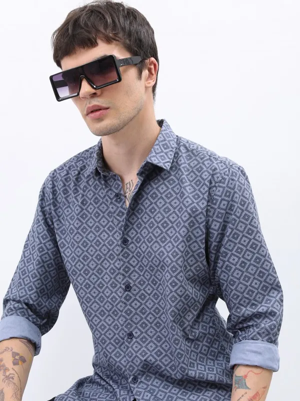  Highlander Men Grey Printed Slim Fit Casual Shirts