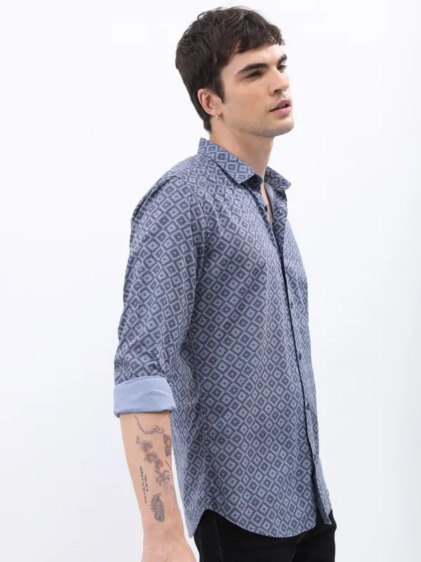  Highlander Men Grey Printed Slim Fit Casual Shirts