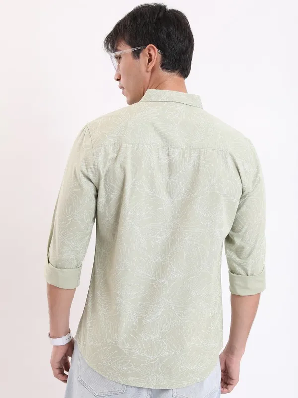  Ketch Men Green Printed Slim Fit Casual Shirts
