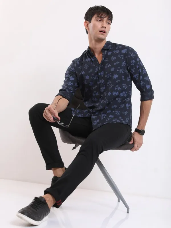 Men Slim Fit Casual Shirt