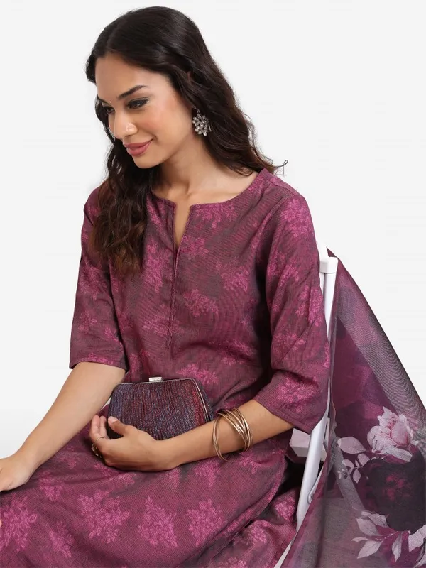  Vishudh Women Purple Printed Kurta Sets