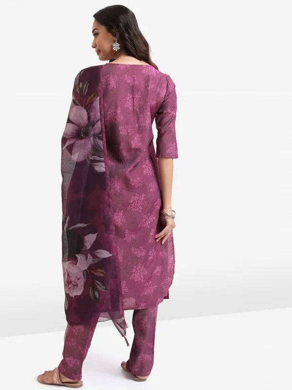  Vishudh Women Purple Printed Kurta Sets