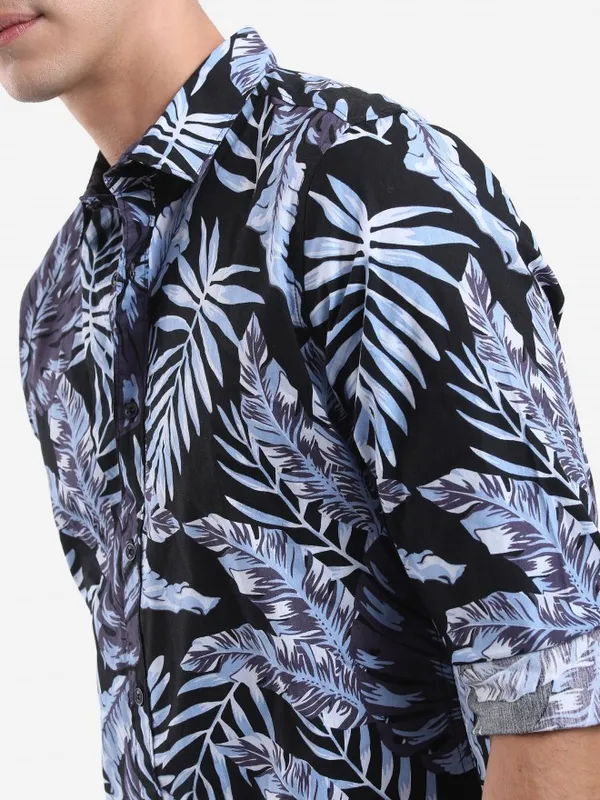  Highlander Men Multi Printed Slim Fit Casual Shirts