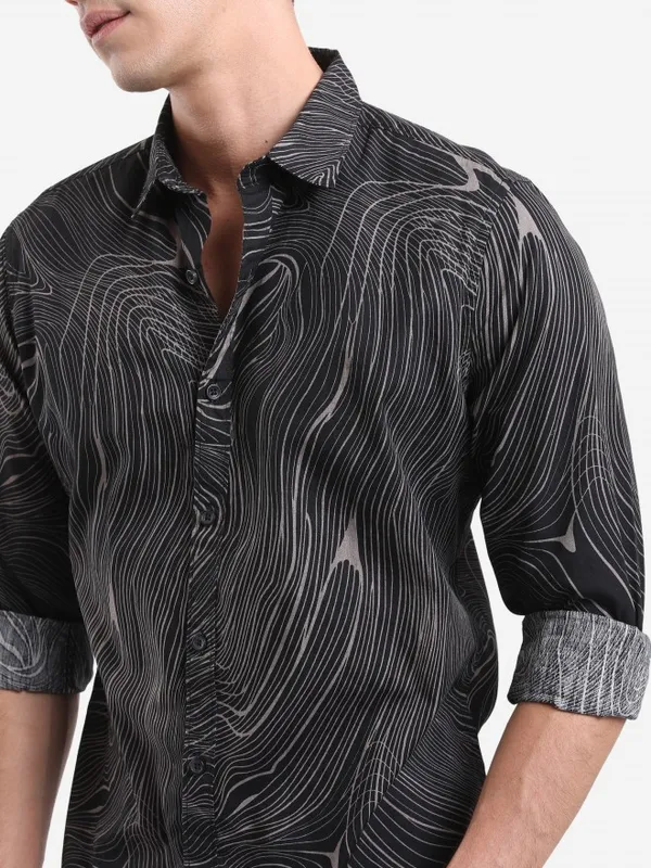  Highlander Men Black Printed Slim Fit Casual Shirts