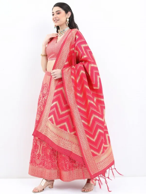  Ketch Women Pink Printed Kurta Sets