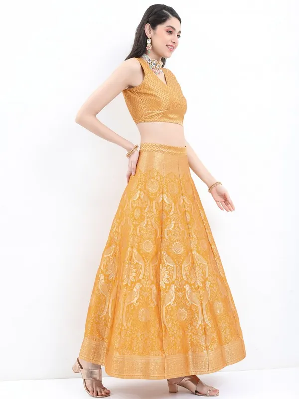  Ketch Women Yellow Printed Kurta Sets