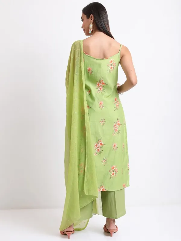  Ketch Women Green Printed Kurta Sets