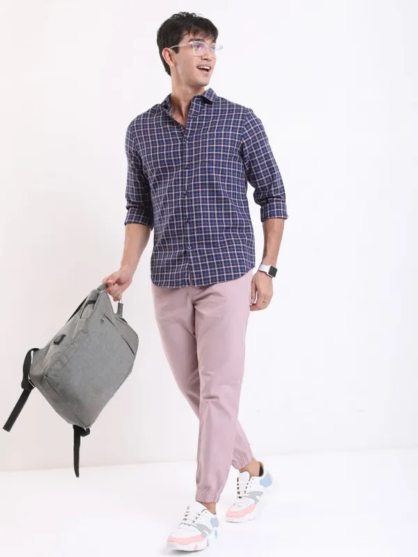  Highlander Men Navy Blue Checked Slim Fit Casual Shirts