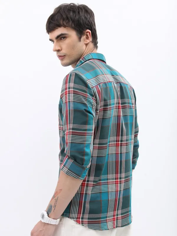  Highlander Men Green Checked Slim Fit Casual Shirts