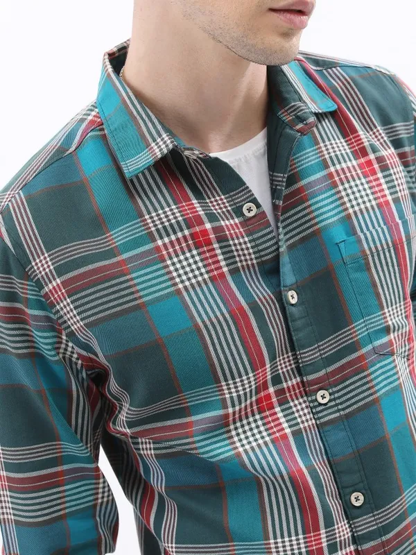 Highlander Men Green Checked Slim Fit Casual Shirts