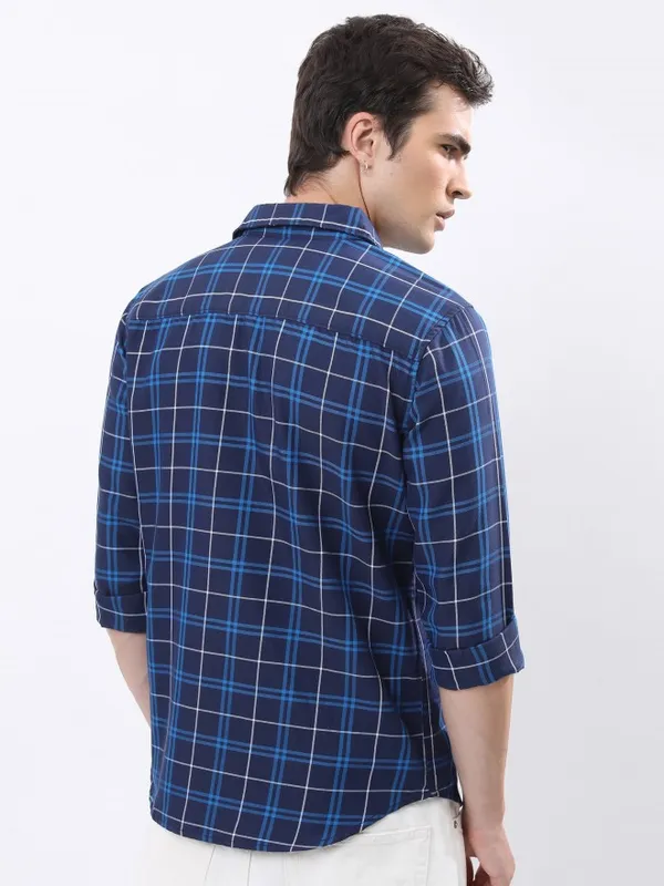  Highlander Men Navy Blue Checked Slim Fit Casual Shirts