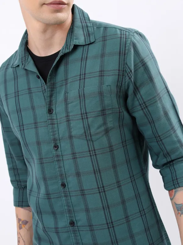  Highlander Men Olive Checked Slim Fit Casual Shirts