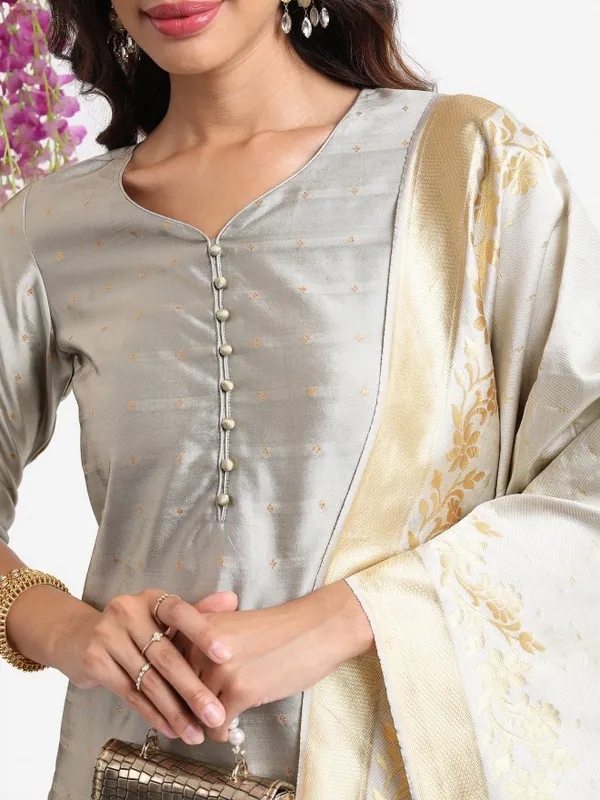 Vishudh Women Blue Self Design Kurta Sets