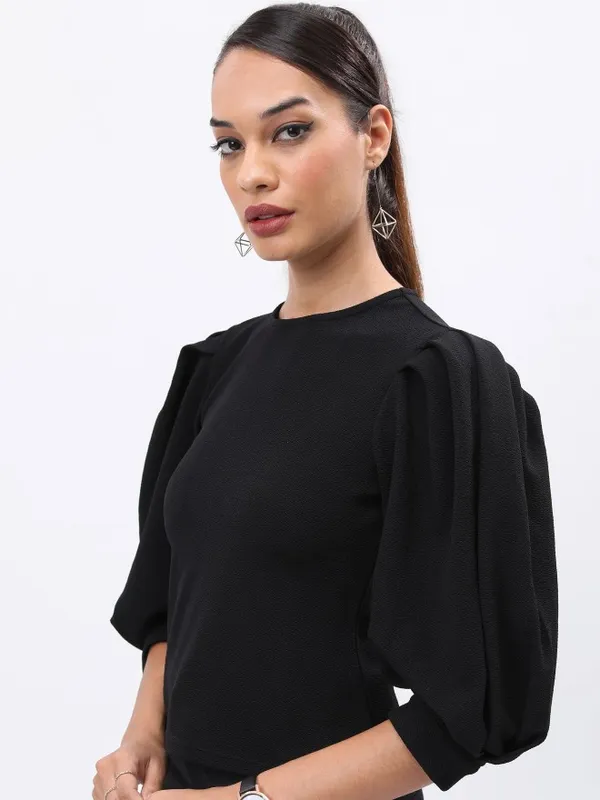  Tokyo Talkies Women Black Solid Fitted Tops
