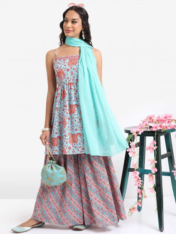  Ketch Women Blue Printed Kurta Sets