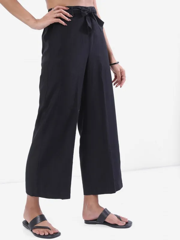 Vishudh Women Black Solid Palazzo
