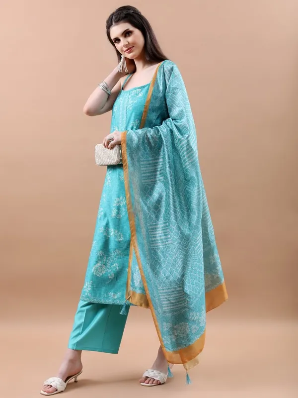  Vishudh Women Turquoise Printed Kurta Sets