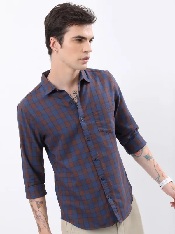 Men Slim Fit Casual Shirt