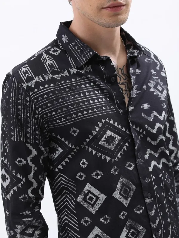  Highlander Men Black Printed Slim Fit Casual Shirts