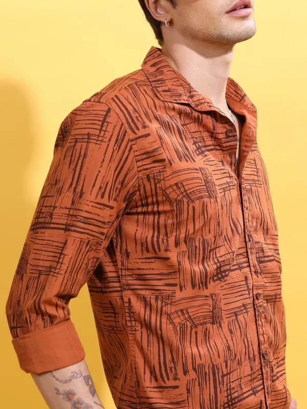  Highlander Men Terracotta Printed Slim Fit Casual Shirts