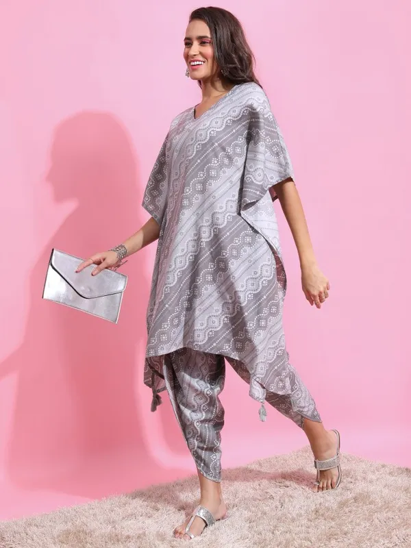 Women Kurta With Dhoti Pant