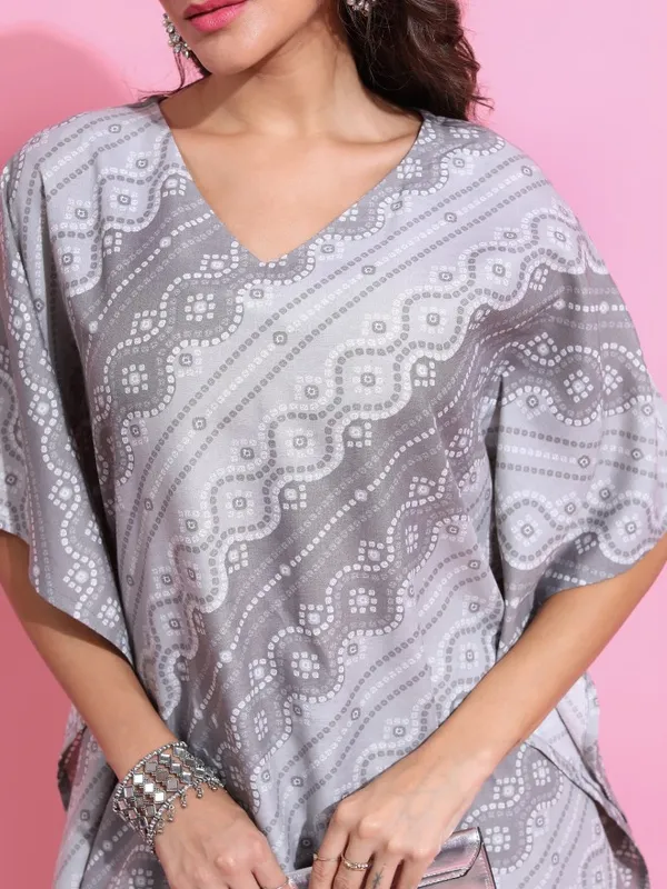 Women Kurta With Dhoti Pant