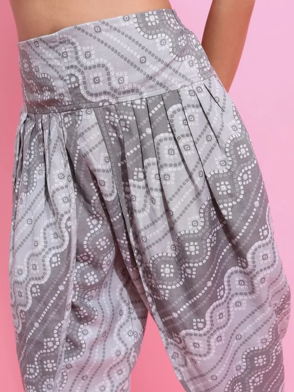 Women Kurta With Dhoti Pant