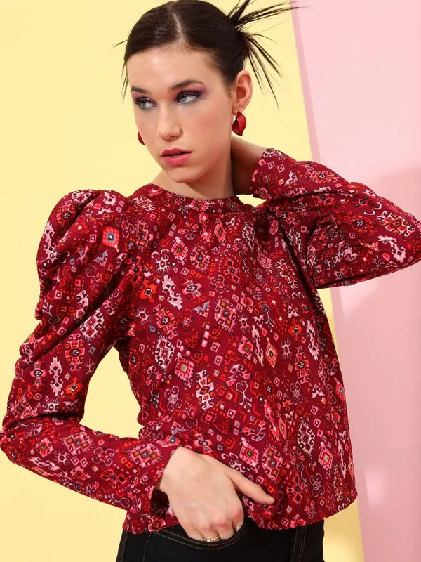  Tokyo Talkies Women Maroon Printed Regular Tops