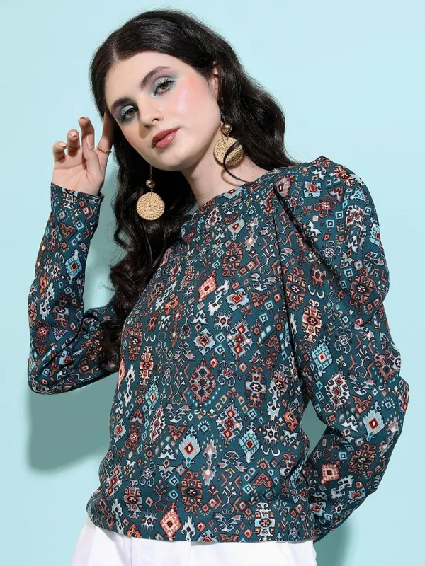  Tokyo Talkies Women Green Printed Regular Tops