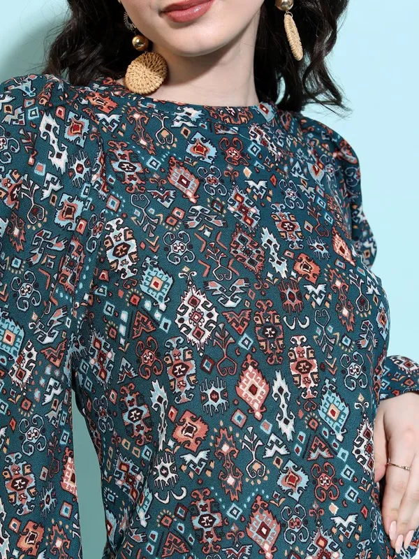  Tokyo Talkies Women Green Printed Regular Tops