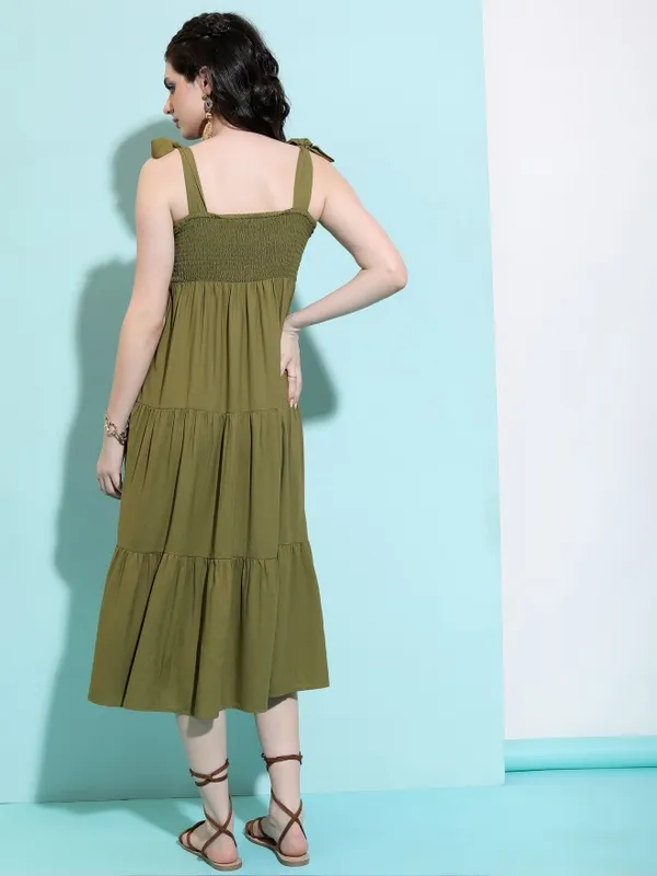  Tokyo Talkies Women Green Solid A-Line Dresses