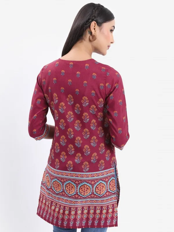 Vishudh Women Maroon Printed Tunic