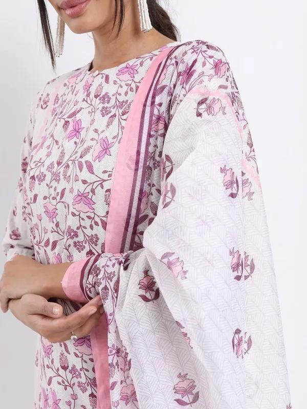  Vishudh Women White Printed Kurta Sets