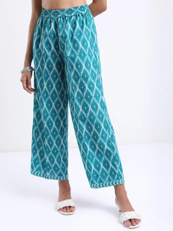  Ketch Women Turquoise Printed Kurta Sets